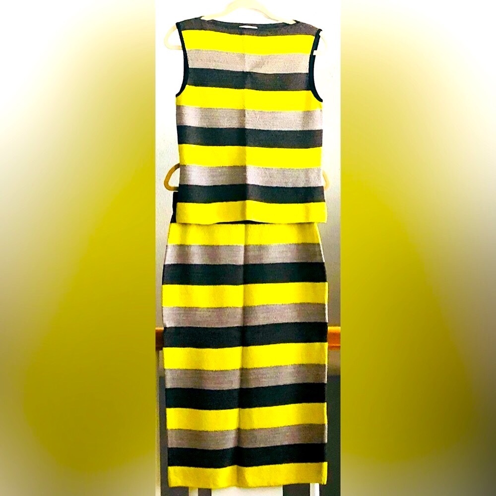 Eva Mendes New York, and Company 2 pc - Shirt and Skirt Set